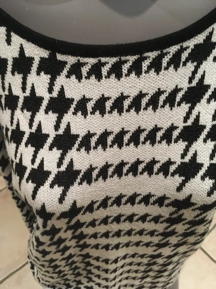 Magnifique pull en 42 de marque Zumba tout doux tout chaud - photo numéro 2
