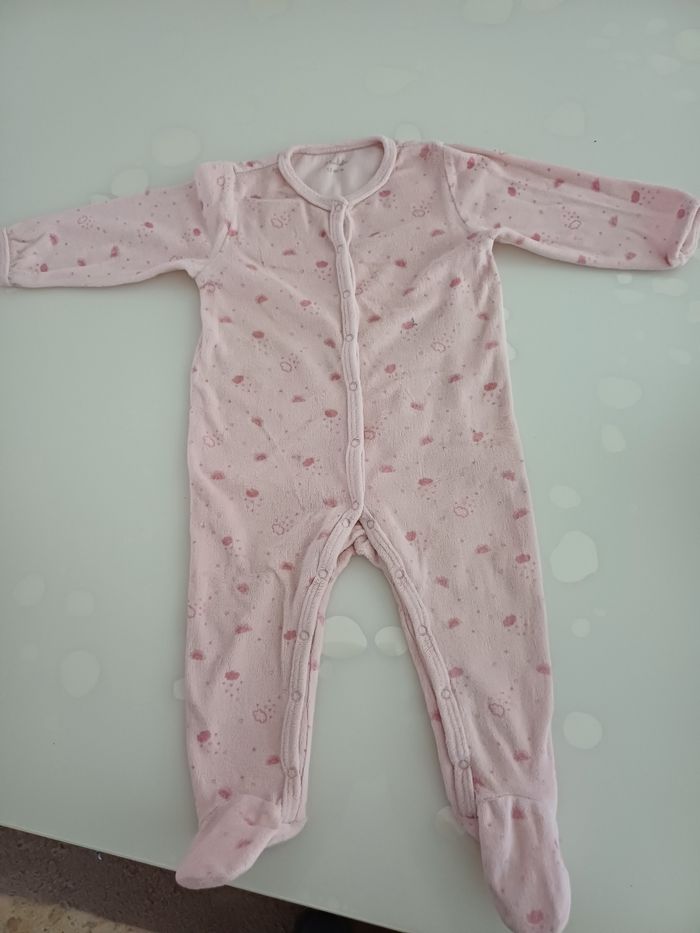 Pyjama taille 12 mois