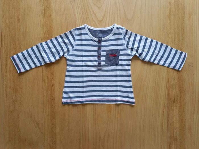 T-shirt à rayures taille 23 mois