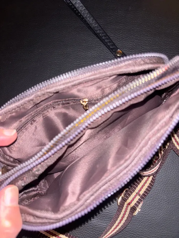 Pochette bandoulière cuir deux couleurs neuf - photo numéro 5