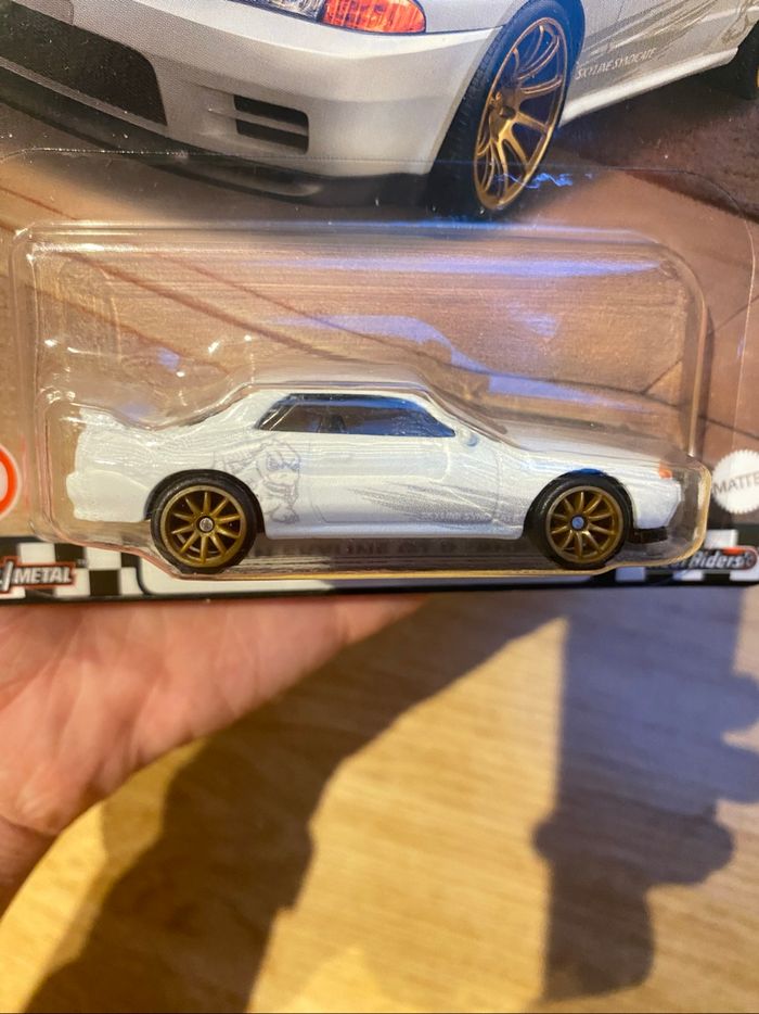 Hot Wheels  | Boulevard |  | Nissan Skyline GT-R (BNR32) | 99 | GJT68 - HRT74 - photo numéro 3