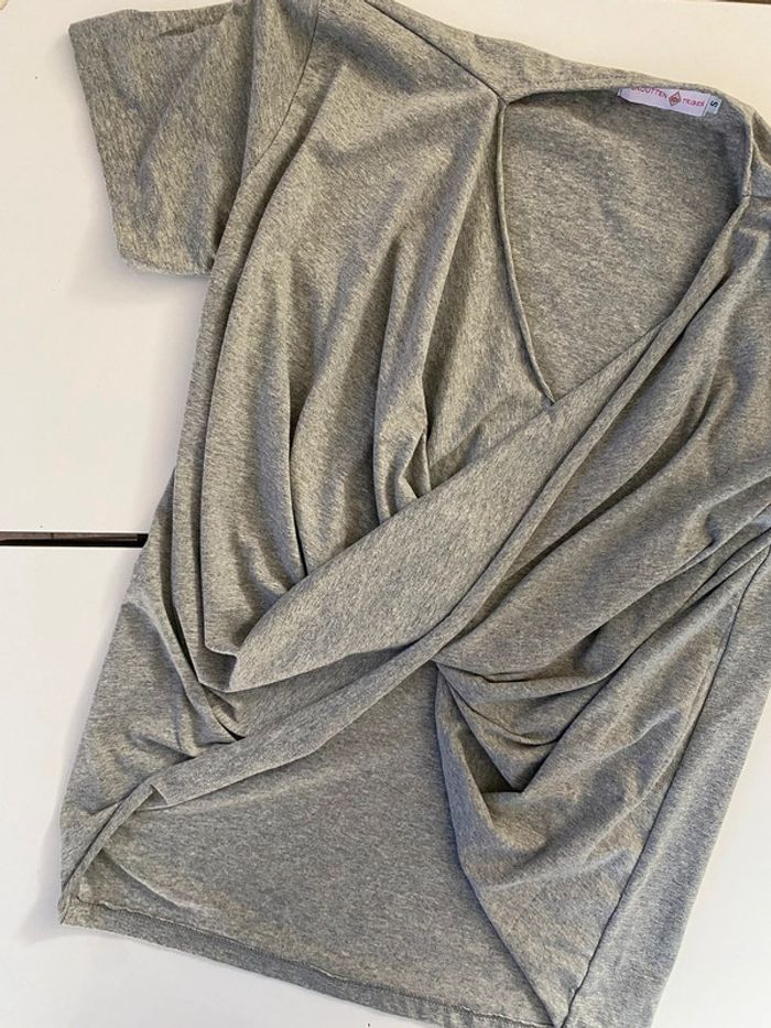TEE shirt forgotten tribes asymétrique oversize - photo numéro 2