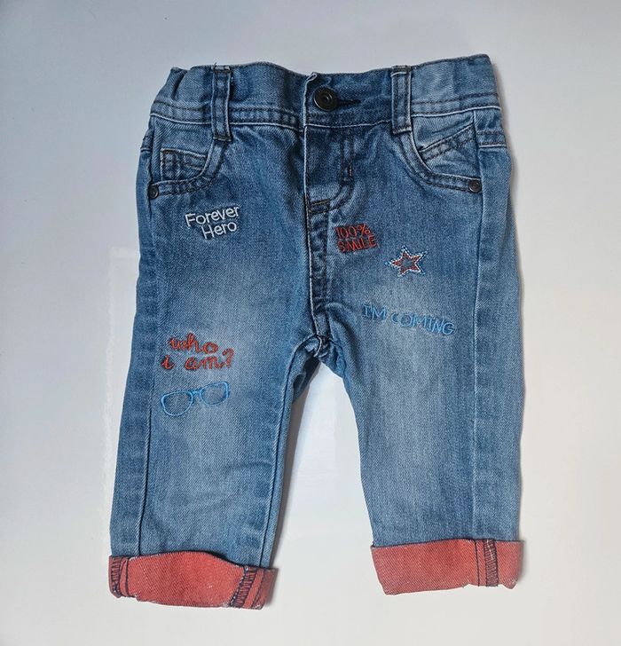 Lot de 3 pantalons taille 6 mois - photo numéro 4