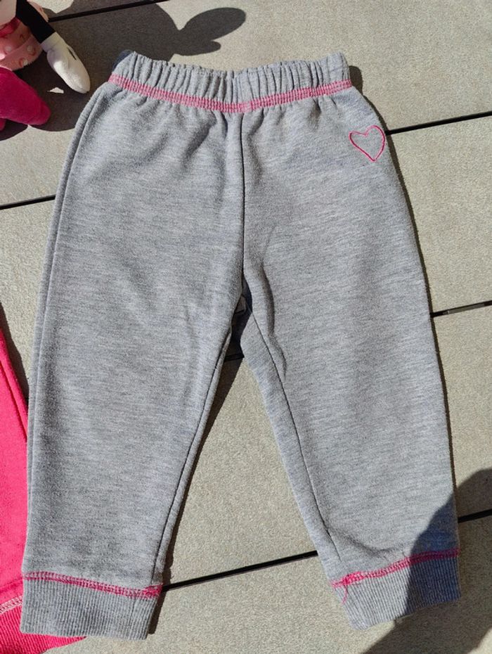 2 joggings fille 18 mois - photo numéro 6