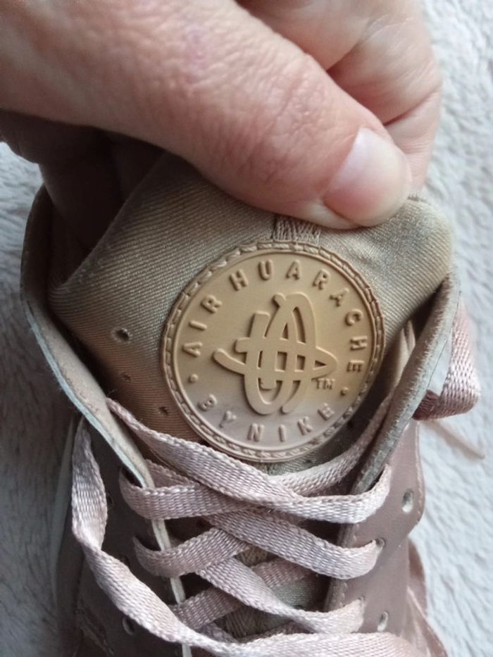 Chaussures Nike Air Huarache Run - photo numéro 9