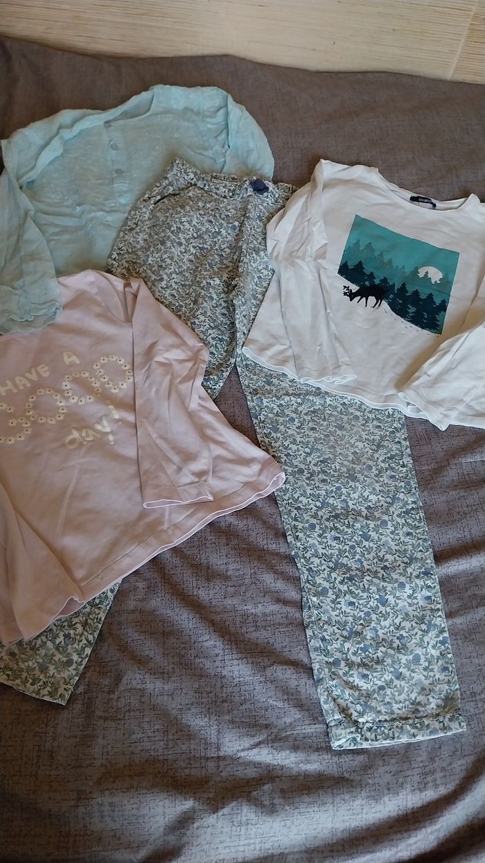 Lot de 22 vêtements fille  8 ans - photo numéro 4