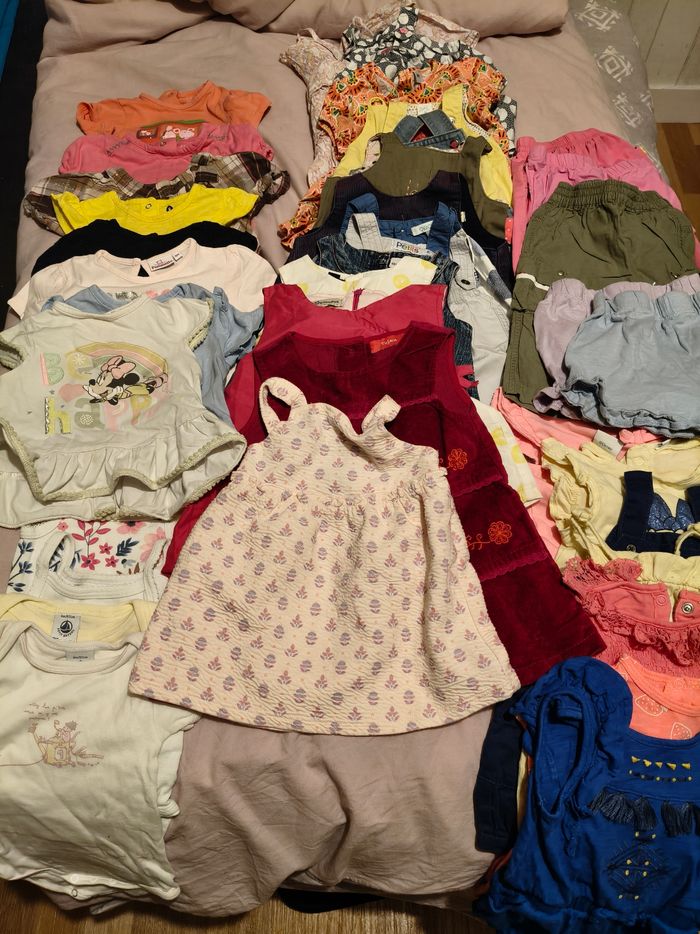 Lot vêtements bébé