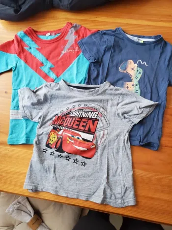 Lot 3 t-shirt 6ans