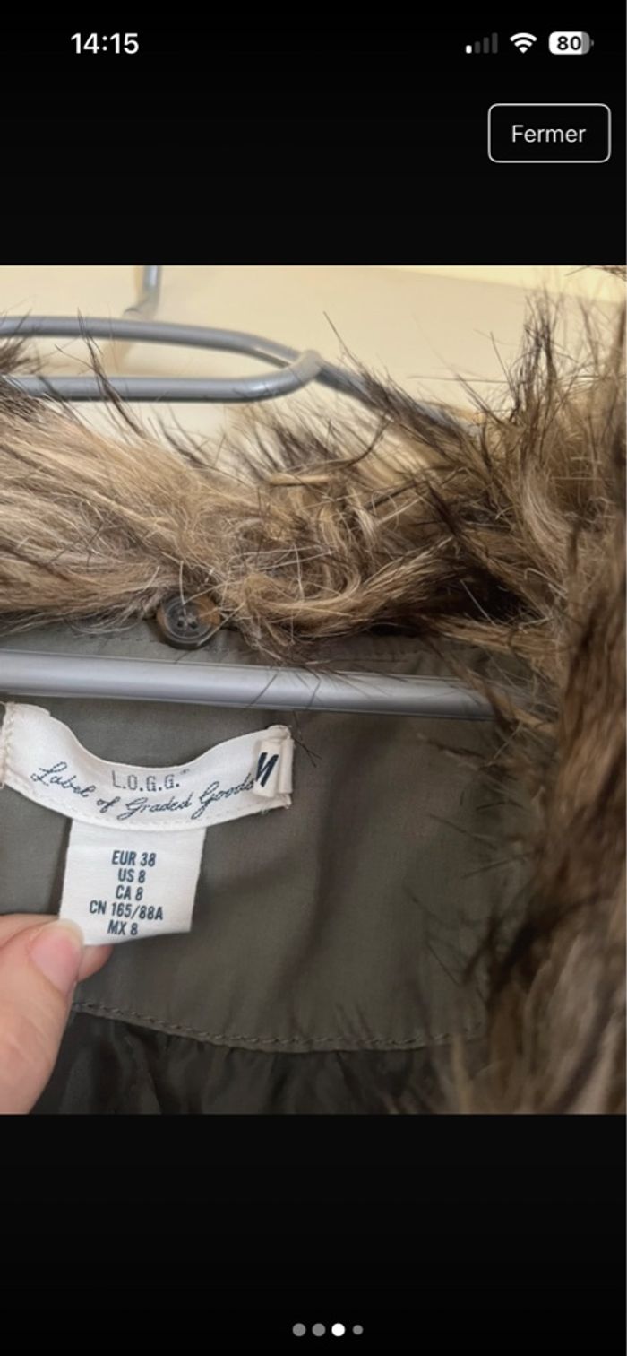 Manteau femme avec fourrure - photo numéro 2