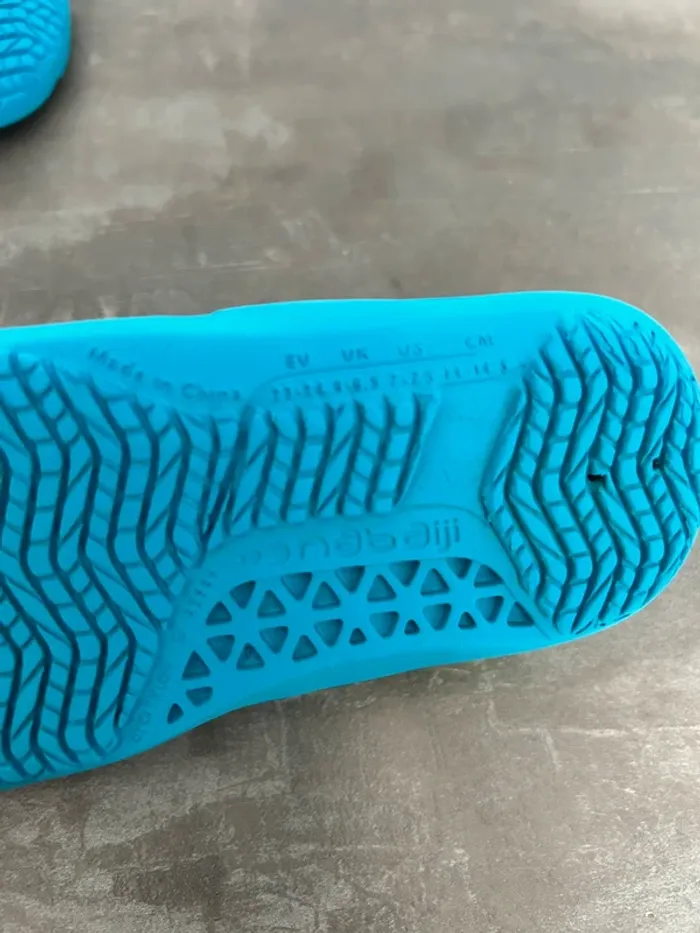 Tongs en plastique de plage décathlon - photo numéro 3