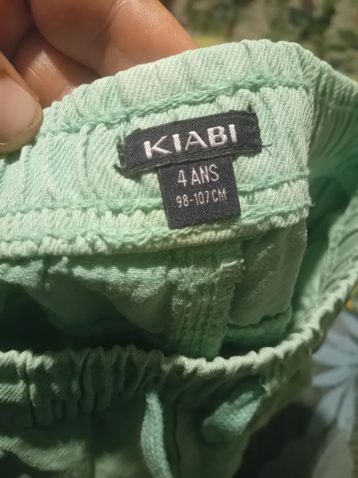 Short vert garçon KIABI - 4 ans - photo numéro 2