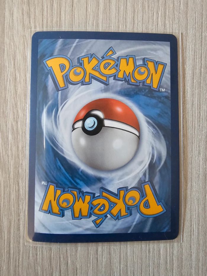 Carte Pokémon Capitaine d'équipe Blanche Full Art - Promo SWSH227 - photo numéro 2