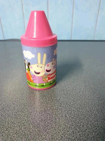 Pot à craies grasses et petit coloriage Peppa Pig