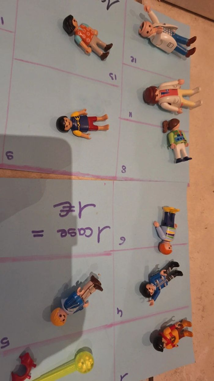 Lot enfant personnage playmobil - photo numéro 2