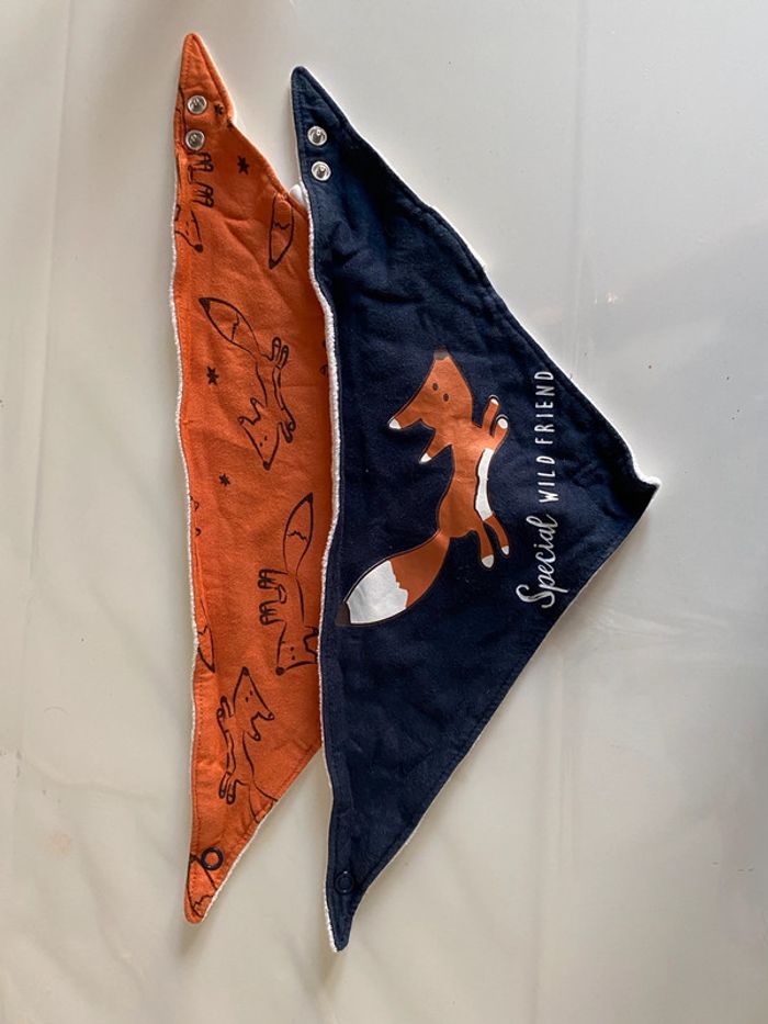 Lot 2 bavoirs bandana - photo numéro 1