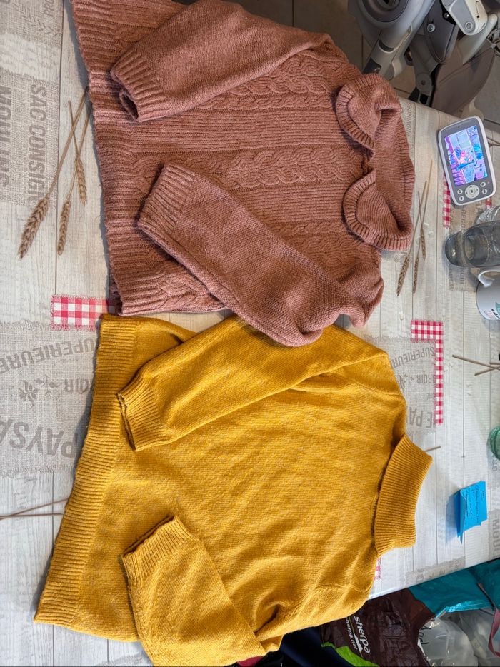 Petit lot de vêtements fille 10 ans - photo numéro 4