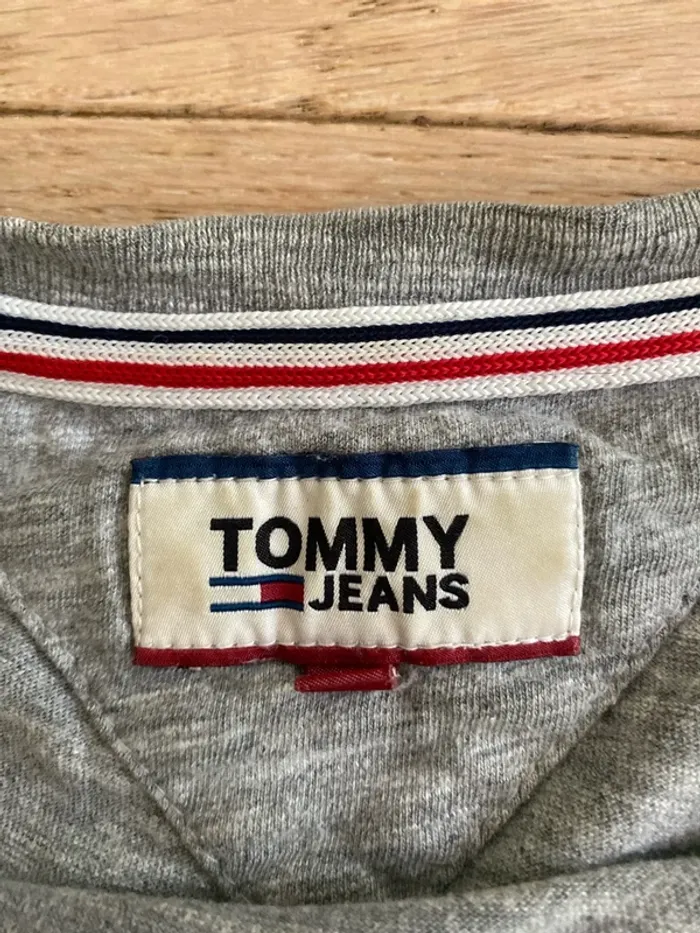 Teeshirt Tommy Hilfiger - photo numéro 5