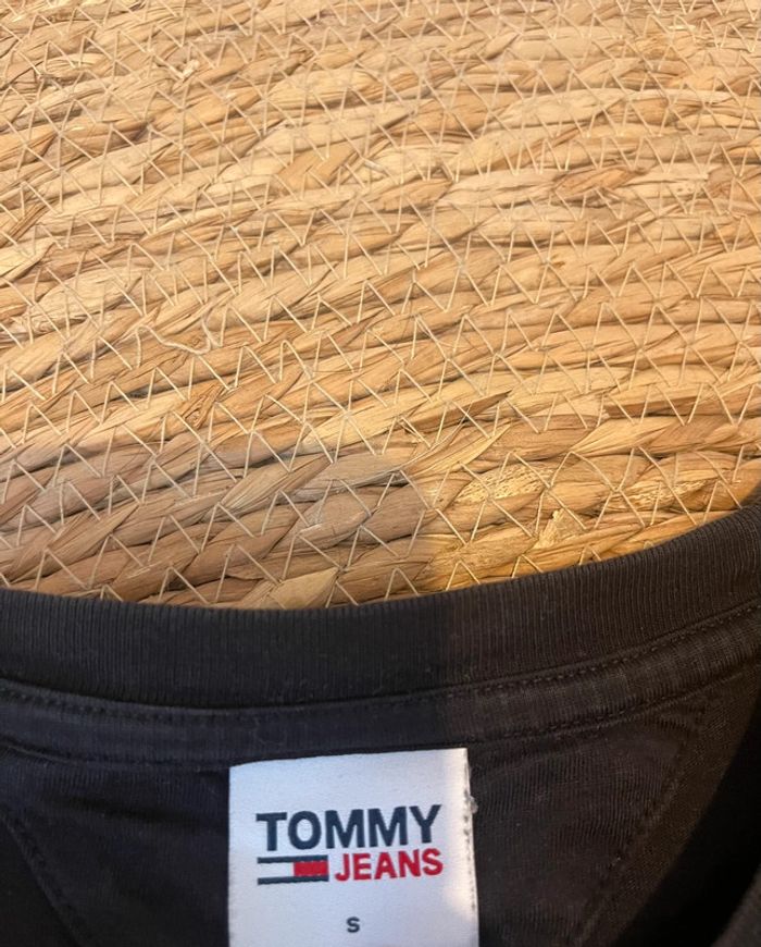 Teeshirt Tommy Hilfiger T36 - photo numéro 3