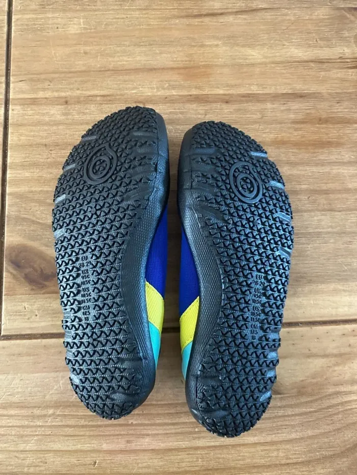 Chaussons aquatiques / plage Décathlon - photo numéro 3