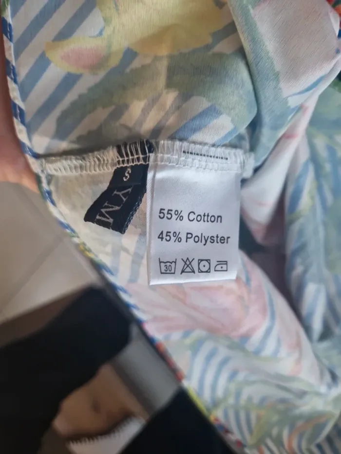 Top été fleurie taille s Très bon état - photo numéro 6