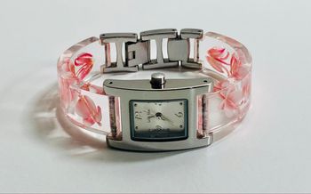 Montre femme analogique à quartz, bracelet manchette à motif floral, taille 7 pouces, pile neuve