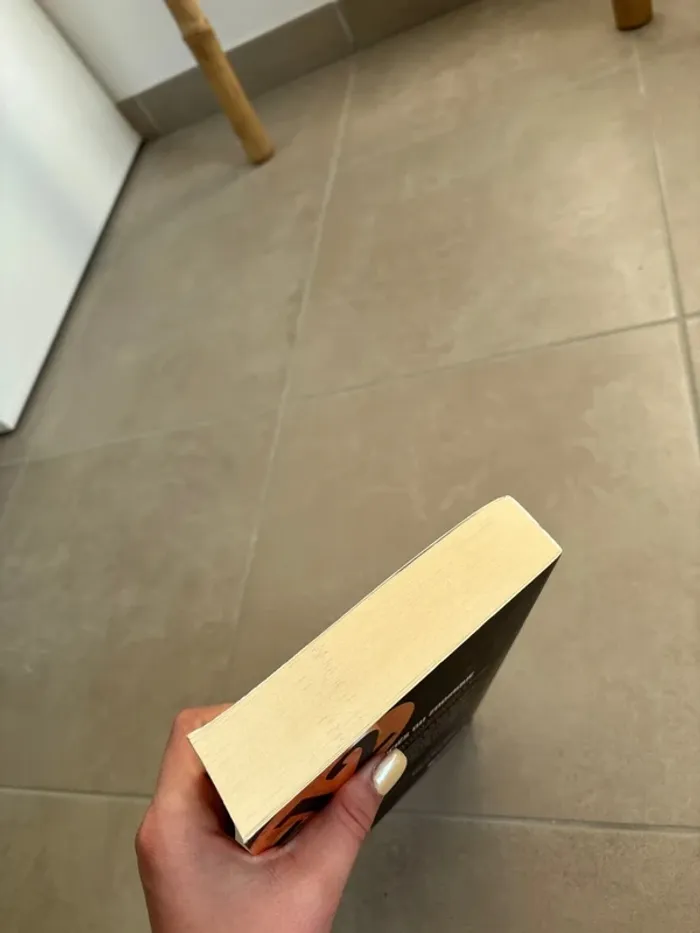 livre fantastique les sacrifiés du zodiaque tome 1 - photo numéro 3