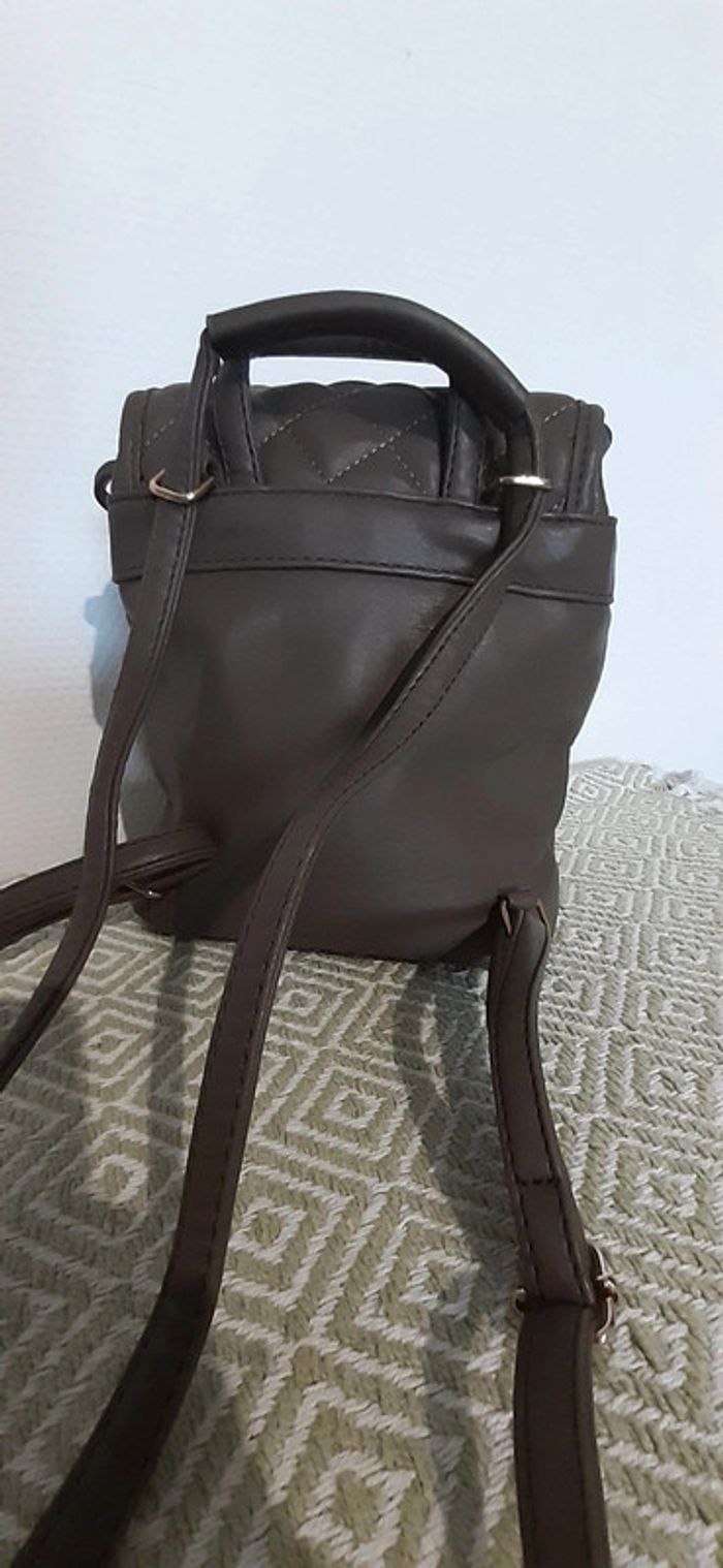 Sac à dos petit Marcel neuf - photo numéro 2