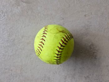 Balle de softball classique