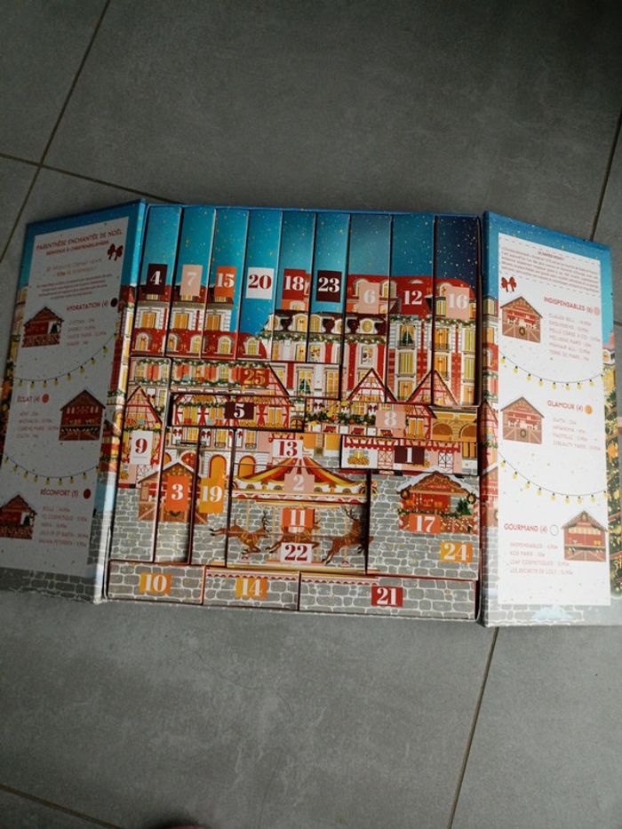 Magnifique calendrier de l'Avent VIDE - photo numéro 5