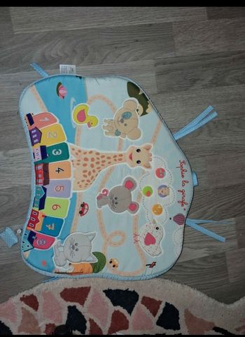 Piano Sophie la girafe 