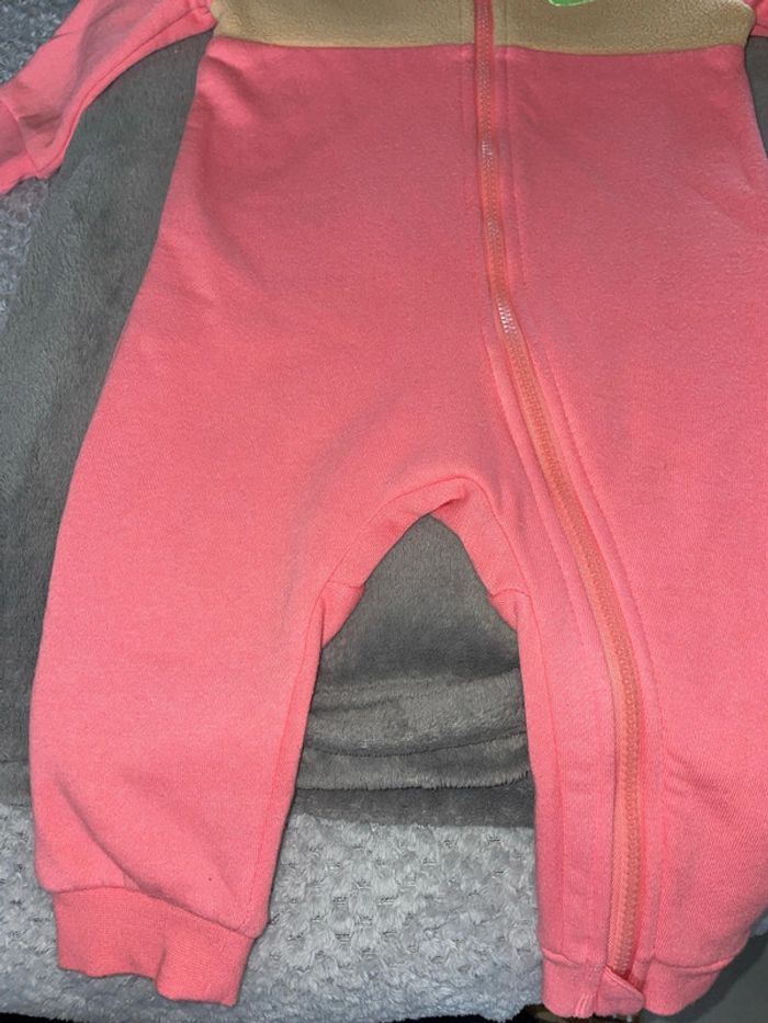 Combinaison Nike 12 mois - photo numéro 2