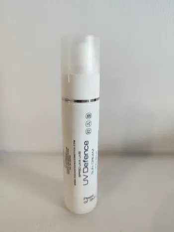 Peels of skin UV defense crème solaire haute protection indice 50; 50mL valeur 27€