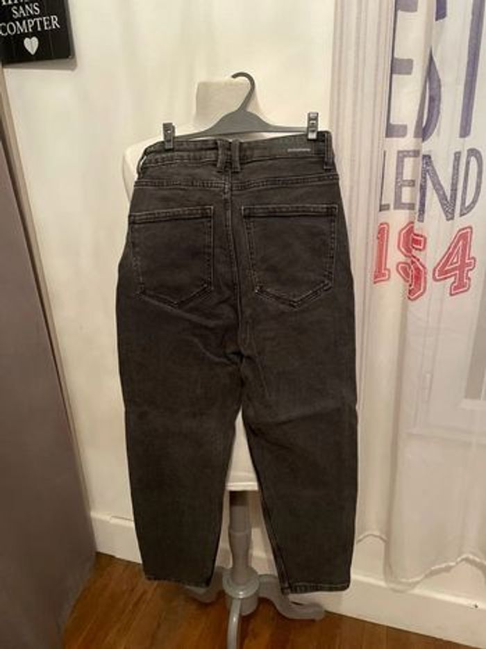 Jean Mom noir Stradivarius - photo numéro 3
