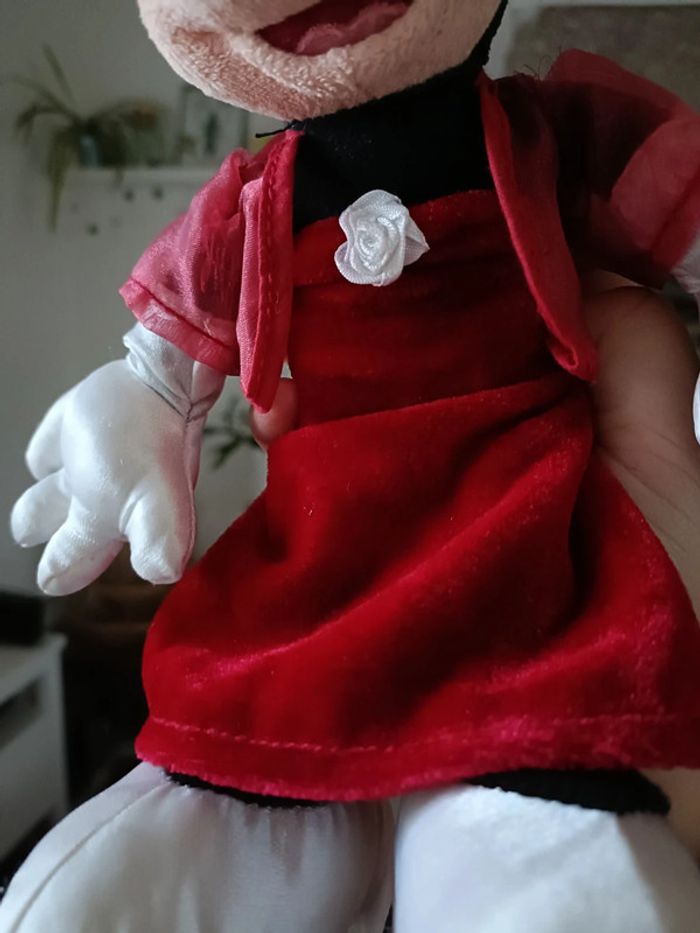 Peluche Minnie robe de soirée rouge - photo numéro 7