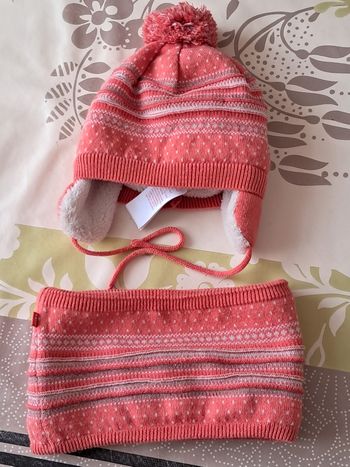 Bonnet et tour de  cou fille  6/12mois