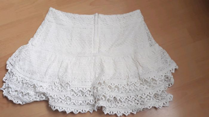 H&M - Jupe en dentelle taille 38 - photo numéro 5