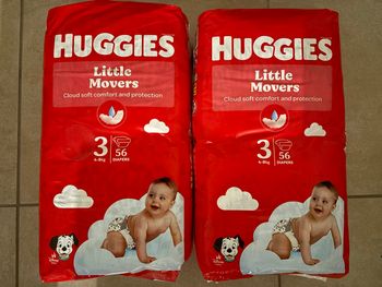 Couches Huggies Taille 3 Neuf 