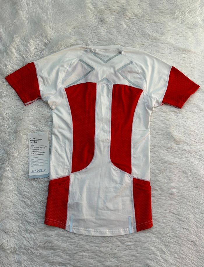 Maillot / teeshirt de compression 2XU anti UV 50 - photo numéro 2