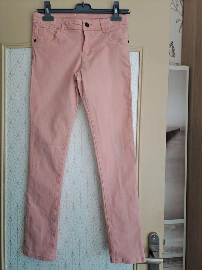 Lot de 2 pantalons fille la redoute 14 ans légers fonds de tâches à peine visible - photo numéro 10