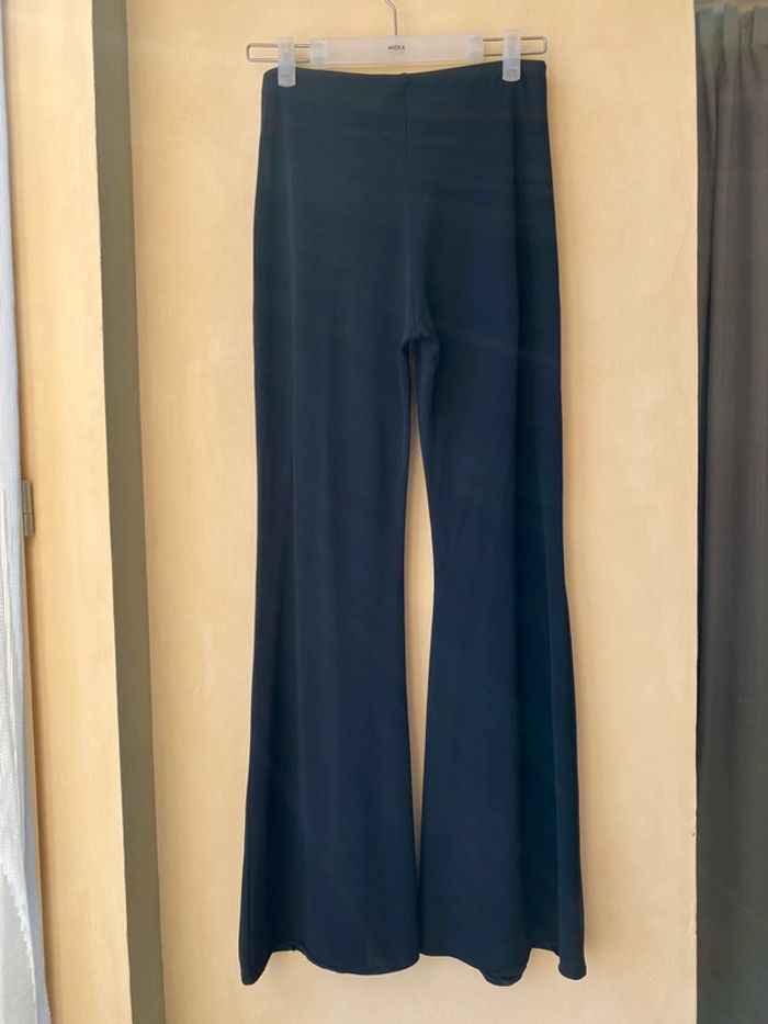 Pantalon noir fluide, évasée, fendu Orna Farho S - photo numéro 2