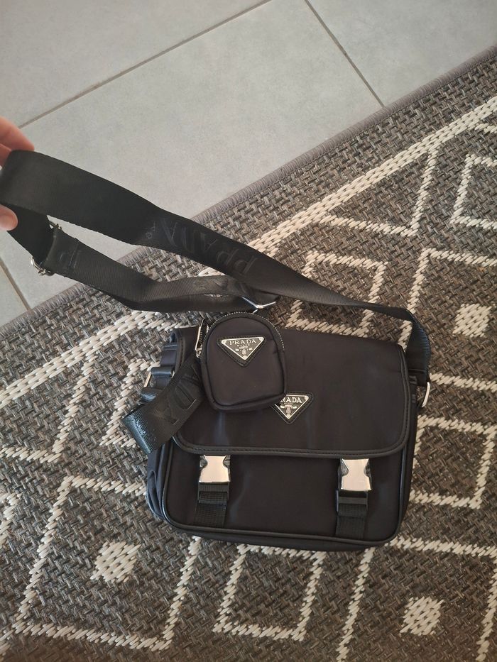 Sac de marque prada - photo numéro 4