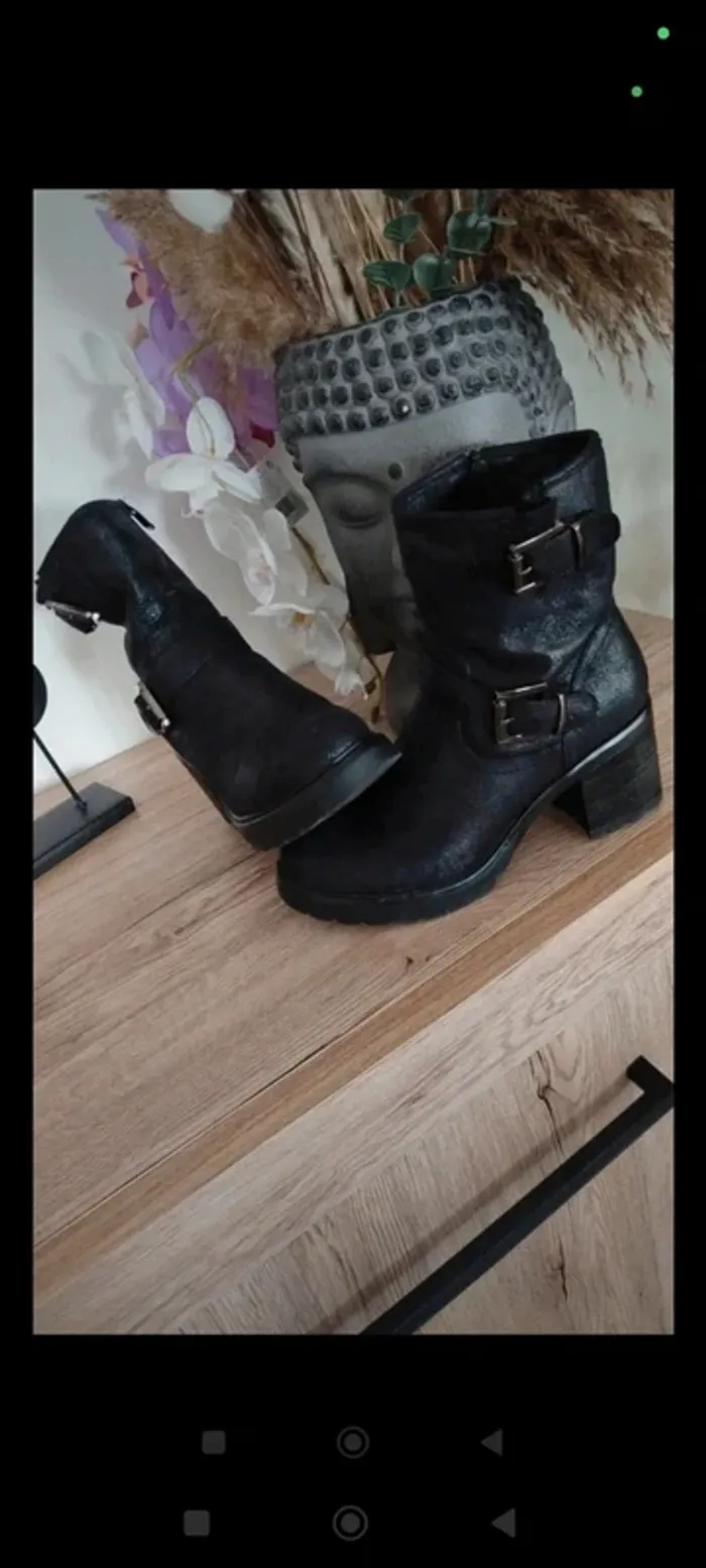 Bottines noires à talon