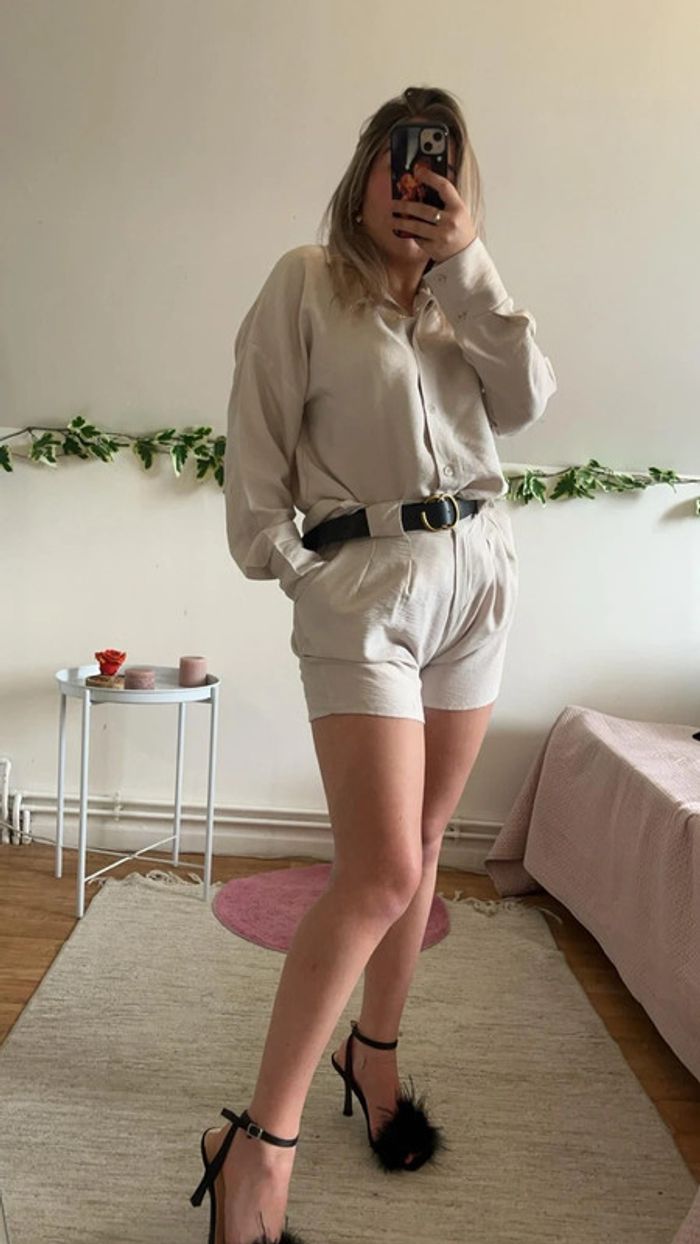 Ensemble short chemise ceinture