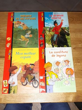 Lot de 4 livres j'aime lire