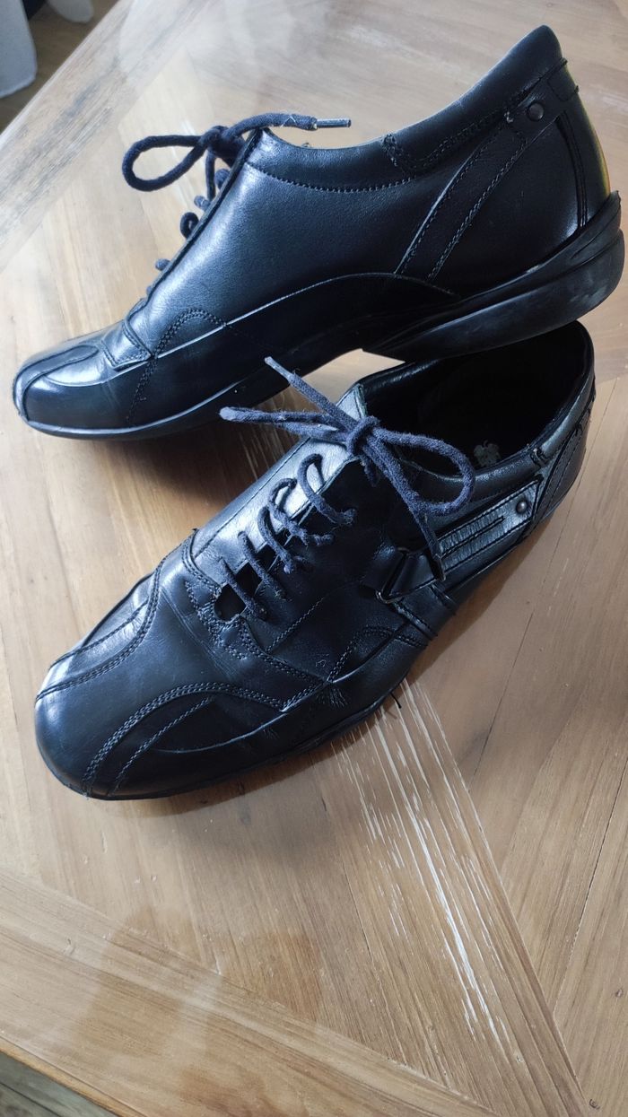 Chaussures homme noires T42