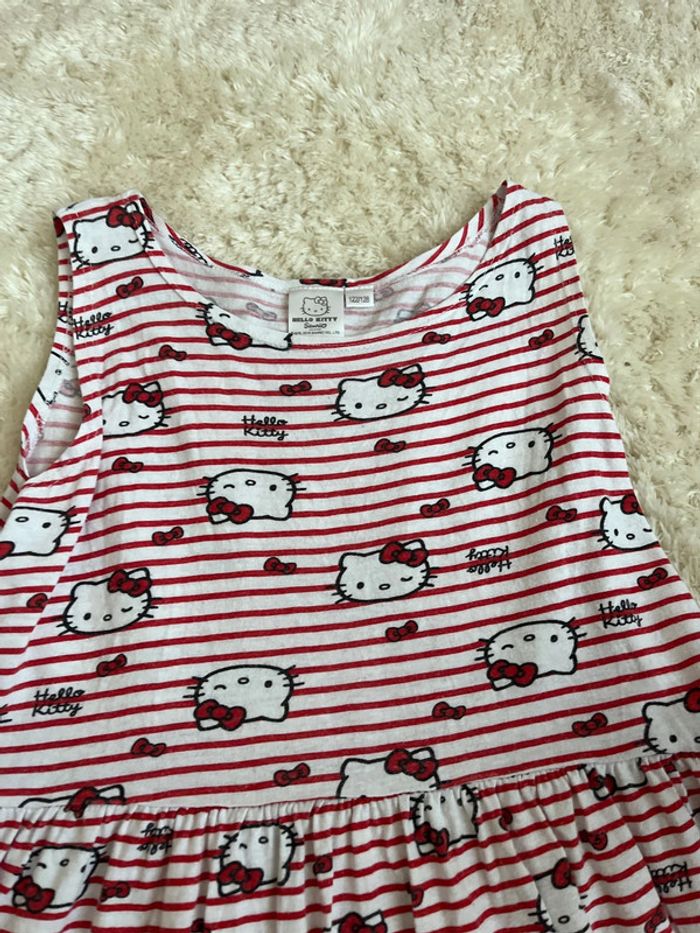 Robe Hello Kitty, 4 ans - photo numéro 4