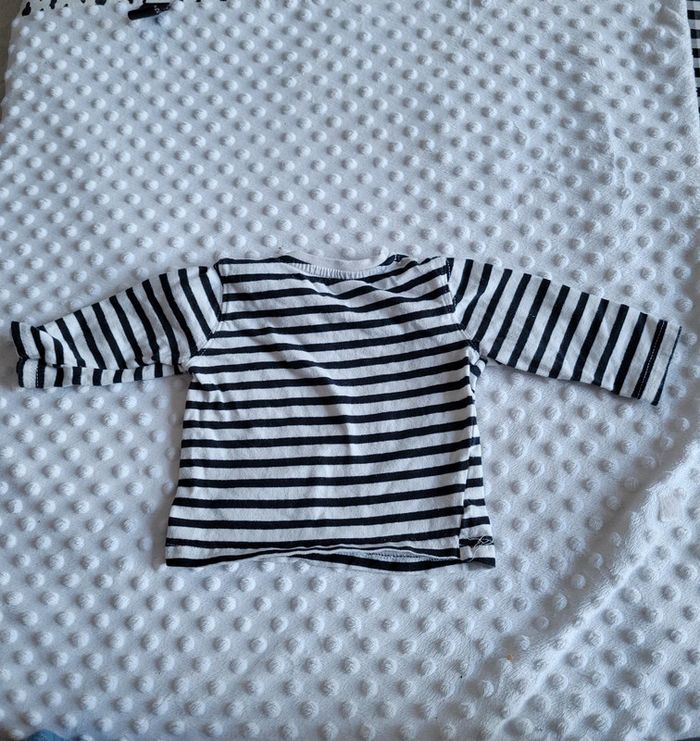 T-shirt à rayures Gémo - Taille 6 mois (62 cm) - photo numéro 2