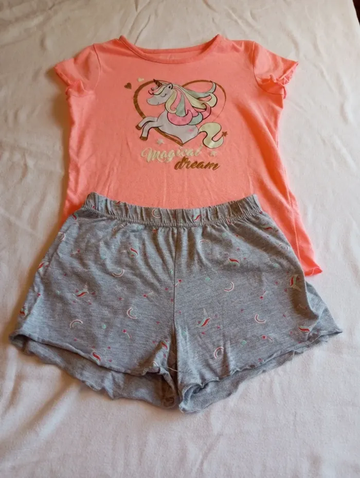 Pyjama short licorne de marque in extenso et taille 10ans