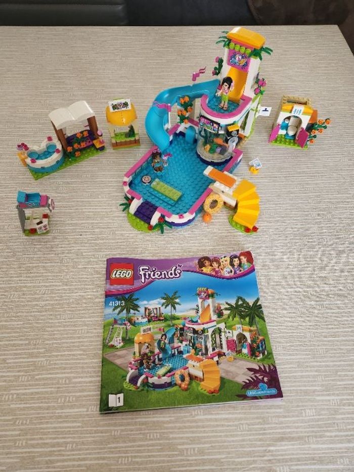 Lego friends 41313 - La piscine d'Heartlake City