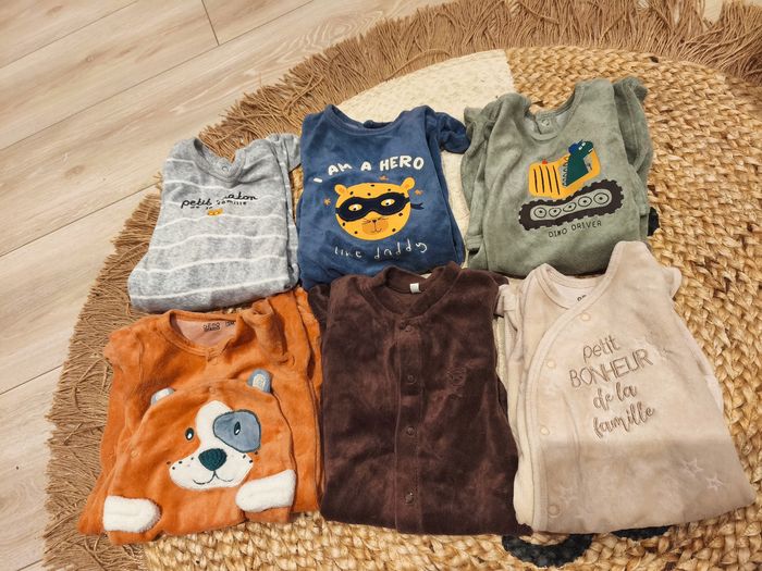 Lot 6 pyjamas 3 mois